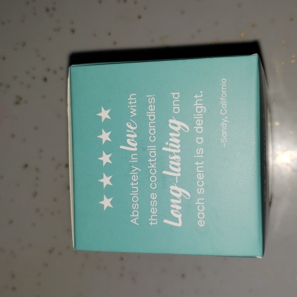 iFLY Smart Tropical Escape 4 pack candles - Picture 6 of 6